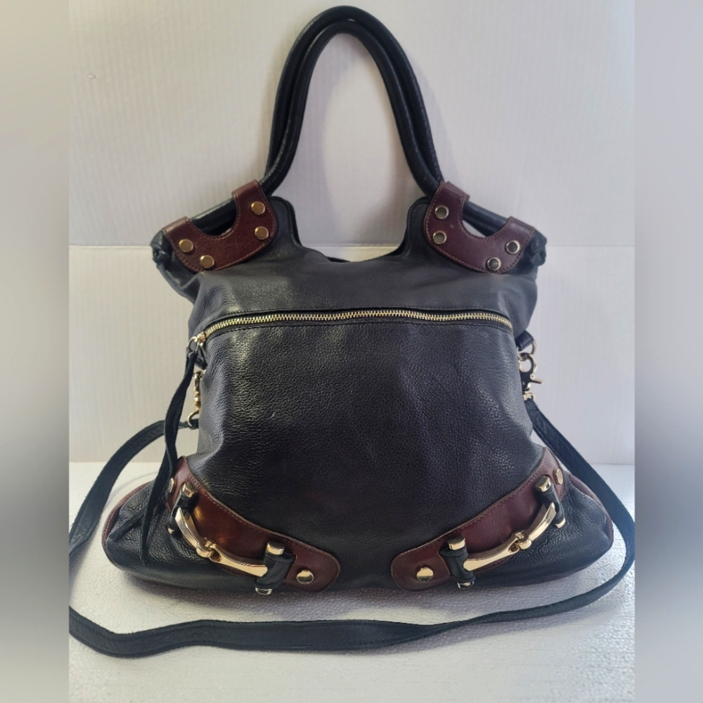 G.G.BOSS LEATHER HANDBAG